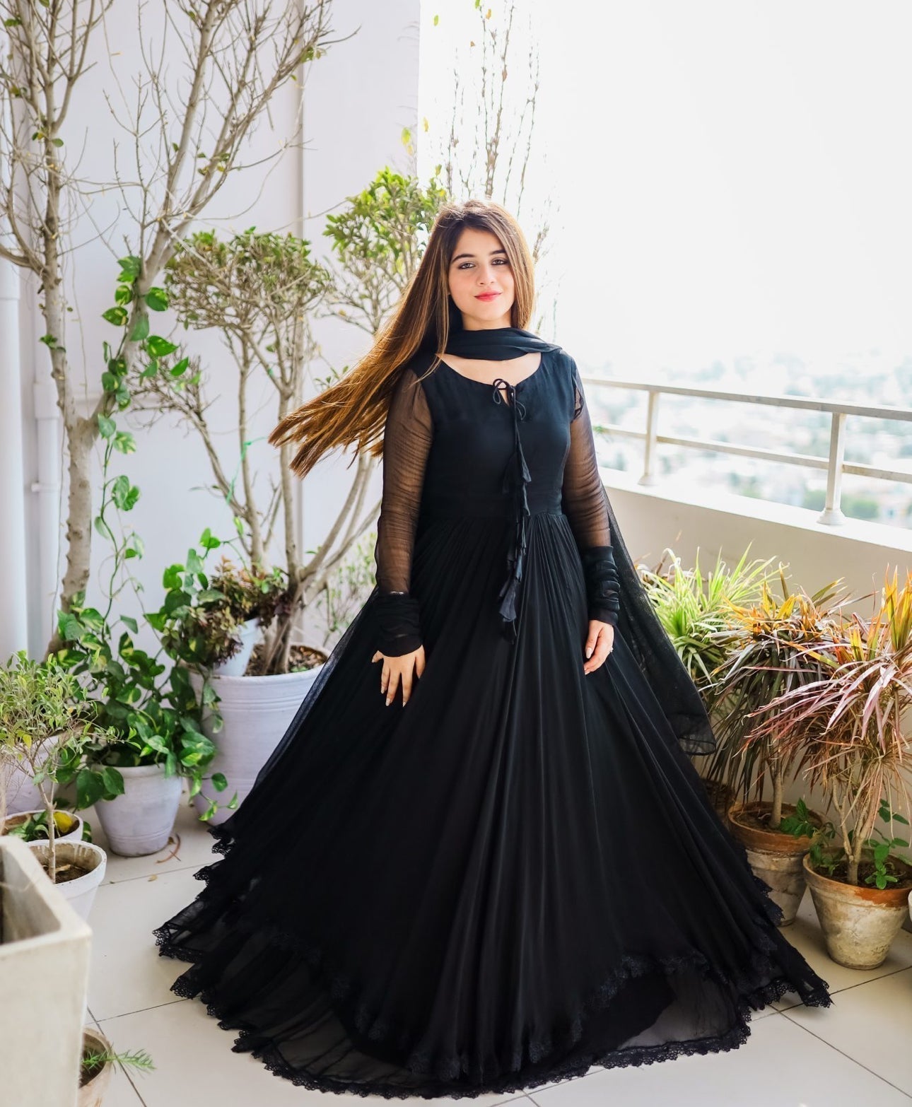 3-Piece Beautiful Flare Trendy Anarkali Maxi Set  😍*