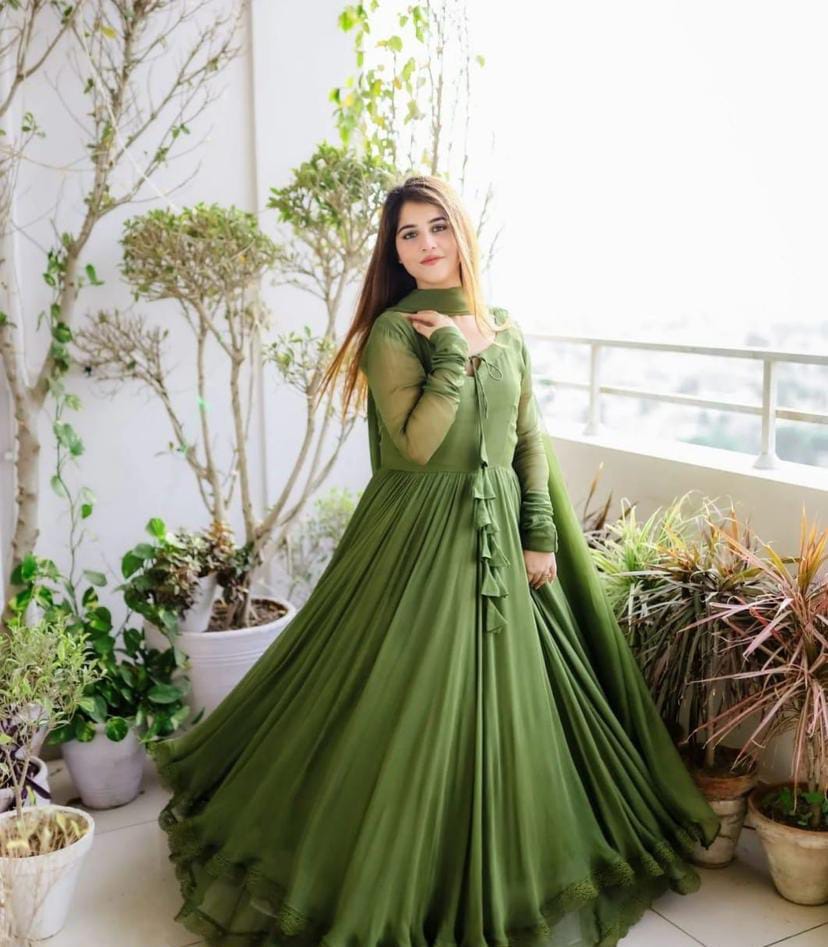 Women,s 3 Pcs Stitched Chiffon Beautiful Anarkali Maxi set😍Free Delivery